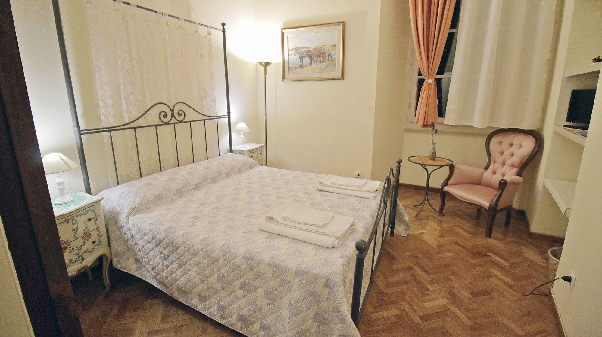 Bed and Breakfast Martindago Флоренция Экстерьер фото